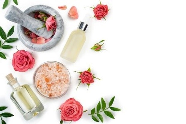 Menggunakan skincare DIY dapat memperburuk kondisi jerawat