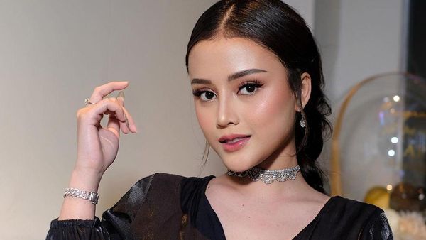 Ayudia Putri Jajal Profesi DJ, Sering Dihina Jelek
