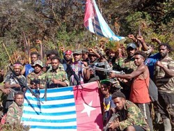 Siapa Anton Gobay yang Ngaku Beli Senpi Ilegal untuk Dikirim ke Papua?