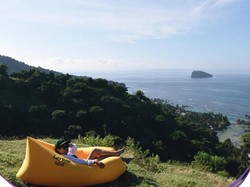 Berburu Spot Foto Instagramable di Bukit Guungan Candidasa