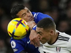 Hasil ini membawa Fulham ke posisi enam dengan 31 poin. Chelsea tertahan di urutan sepuluh dengan 25 poin. AP/Alastair Grant  