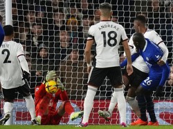 Chelsea menyamakan kedudukan pada awal babak kedua melalui Kalidou Koulibaly. AP/Alastair Grant