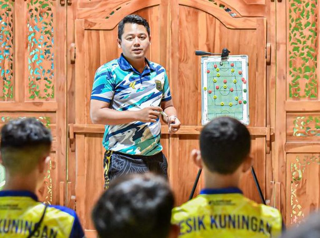 Liga 3 Disetop, Pesik Kuningan Ogah Ambil Pusing Liga 3 Disetop, Pesik Kuningan Ogah Ambil Pusing
