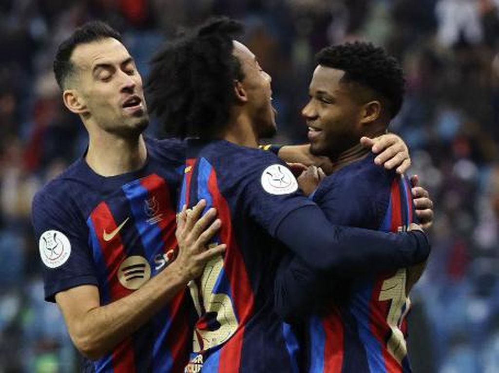 Betis Vs Barcelona: Xavi Menyesal Telat Mainkan Ansu Fati Betis Vs Barcelona: Xavi Menyesal Telat Mainkan Ansu Fati