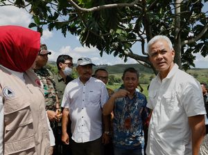 Atasi Banjir-Longsor, Ganjar Galakkan Penanaman Pohon di Kendeng Utara