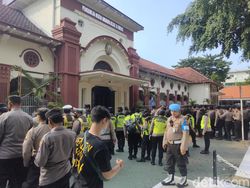 PN Surabaya Dijaga ketat Jelang Sidang Perdana Tragedi Kanjuruhan