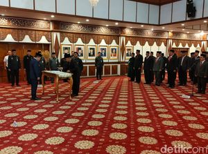 Gubernur Jambi Lantik 54 Pejabat Eselon III, Ini Daftarnya Gubernur Jambi Lantik 54 Pejabat Eselon III, Ini Daftarnya