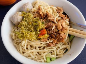 Jalan-jalan ke Bogor, Jangan Lupa Jajan 5 Bakmi Enak di Sini