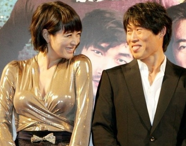 Kim Hye Soo - Yoo Hae Jin