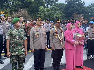 Kapolres Baru Depok Persilakan Warga Ngadu Lewat WA, Janji Respons Cepat