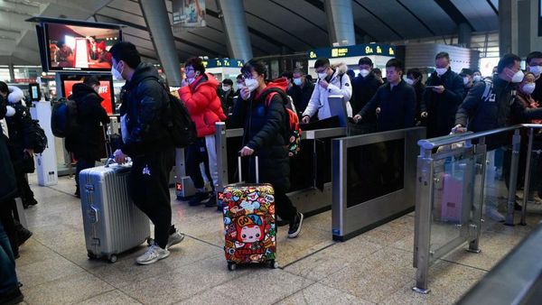 Potret Jutaan Warga China Mudik Jelang Tahun Baru Imlek 2023