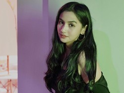 Bunga Zakia Narsis di Medsos Mengundang Cuan