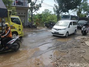 Kebanjiran 2 Pekan, Jalan Kudus-Purwodadi Rusak Parah