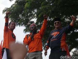 Demo Tolak Perppu Ciptaker, Buruh: Negara Melegalkan Perbudakan Modern!