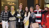 Momen Kulineran Verrel Bramasta Bareng Venna Melinda dan Ivan Fadilla