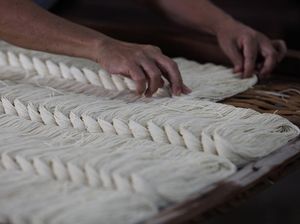 Kenapa Saat Imlek Dirayakan dengan Makan Mi? Ini Sejarahnya