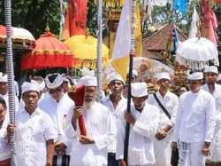 Mengenal Tradisi Ngerebeg Keris Ki Baru Gajah di Tabanan