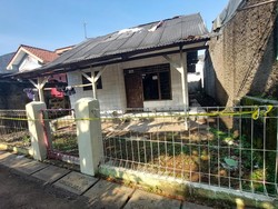 Sekeluarga di Bekasi Sempat Nobar Bola Sebelum Tergeletak Keracunan