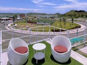 Merapat Gaes! Ini Tongkrongan Hits Dekat Pintu Masuk Sirkuit Mandalika