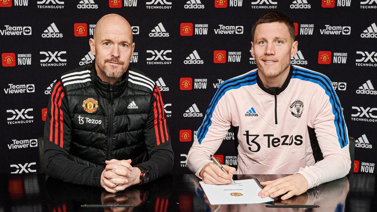 Erik ten Hag masih ingin datangkan pemain baru lagi (Manchester United via Getty Imag/Manchester United)
