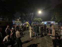 Polisi Amankan 29 Anggota XTC gegara Pesta Miras di Sidolig Bandung