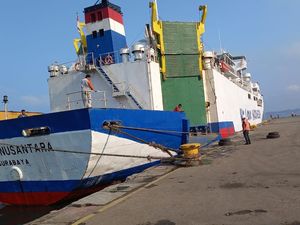 Efisiensikan Logistik, Anak Perusahaan ASDP Perkuat Lintas LDF