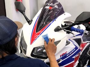 Coating di Motor Bikin Kotoran Ogah Nempel, Ini Kisaran Biayanya Coating di Motor Bikin Kotoran Ogah Nempel, Ini Kisaran Biayanya