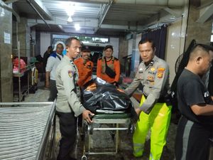 Jenazah Pemancing Tenggelam di Pantai Kuta Selatan Dibawa ke Banyuwangi