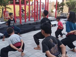 Uniknya Barongsai Tripusaka Solo: 90% Jawa-10% Tionghoa