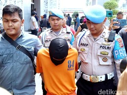 Dilarang Berjualan, Pedagang Kerupuk Tusuk Pria Karawang hingga Tewas