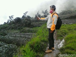 Gunung Api Dieng Berstatus Waspada, Dilarang Aktivitas di Kawah Timbang