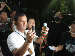 Polisi Bongkar Rumah Pabrik Liquid Vape Mengandung Sabu di Jakarta