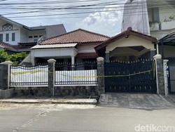 Penampakan Pabrik Likuid Vape Isi Sabu di Jakbar Kini Digaris Polisi