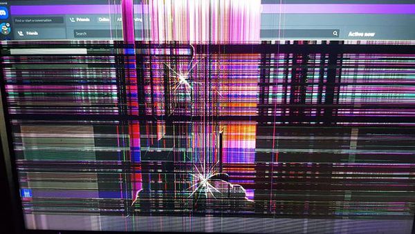 10 Foto Bukti Kelakuan Aneh dan Menyebalkan, Tahan Emosi!