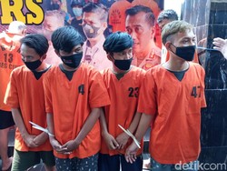 4 Anggota Geng Motor Cirebon Diringkus Polisi saat Sedang Mencari Musuh
