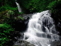 Menuju Air Terjun Lawean Tulungagung Sambil Nyanyi Lagu Ninja Hattori