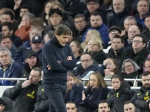 Conte: Tottenham Sangat Sulit Finis 4 Besar