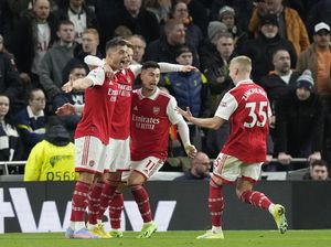 Arsenal Ungguli Tottenham 2-0 di Babak Pertama Arsenal Ungguli Tottenham 2-0 di Babak Pertama