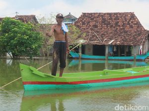 Nestapa Warga Mintobasuki Pati Kebanjiran Nyaris 3 Pekan Tak Jua Surut