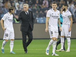 Ancelotti juga punya catatan spesial. Dirinya pernah latih 10 pemain peraih Ballon dor! (Getty Images)