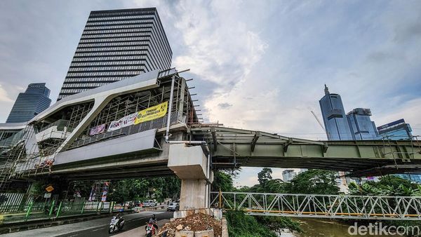 Ditargetkan Rampung Oktober 2022, JPM Dukuh Atas Molor?