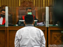 Hal Memberatkan Tuntutan 8 Tahun Bui Kuat Maruf: Berbelit-belit di Sidang