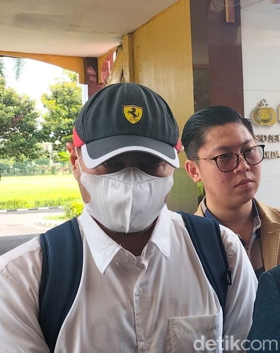 ferry irawan dan kuasa hukumnya jeffry simatupang