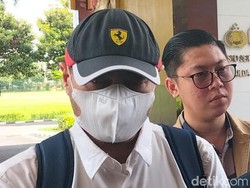 Ferry Irawan Ditahan Kasus KDRT Venna Melinda!