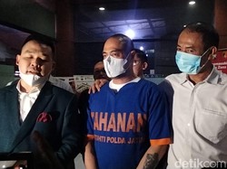 Terungkap Kondisi Terkini Ferry Irawan Setelah 1 Hari Ditahan!