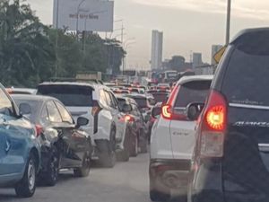 Ada Kecelakaan di Tol Jakarta-Tangerang, Lalin Macet 6 Kilometer