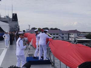 Hari Dharma Samudra, KSAL Pimpin Upacara Tabur Bunga Kenang Jasa Pahlawan
