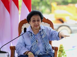 Megawati Cerita Karya Seniman Era Bung Karno Diumpetin Orde Baru Megawati Cerita Karya Seniman Era Bung Karno Diumpetin Orde Baru