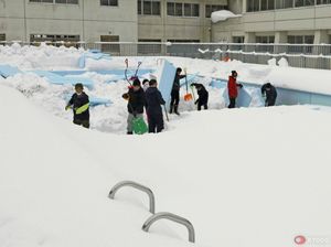 Jepang Teliti Cara Hasilkan Listrik dari Salju Jepang Teliti Cara Hasilkan Listrik dari Salju