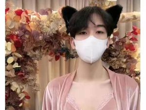 Pria di China Jadi Model Lingerie Wanita Saat Jualan Online, Ini Alasannya